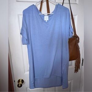 Pink lily baby blue V neck top